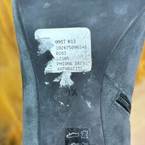 Aquatalia Phiona Gray Suede Almond Toe Heeled Ankle Boots 10.5 - Picture 6 of 11